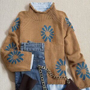 Camel Casual Women's Warm Apricot Flower Sweater